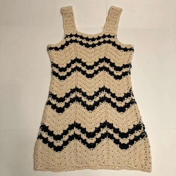 VICI Crochet Zigzag Pattern mini Dress medium black cream vacation swim beach - Picture 10 of 10